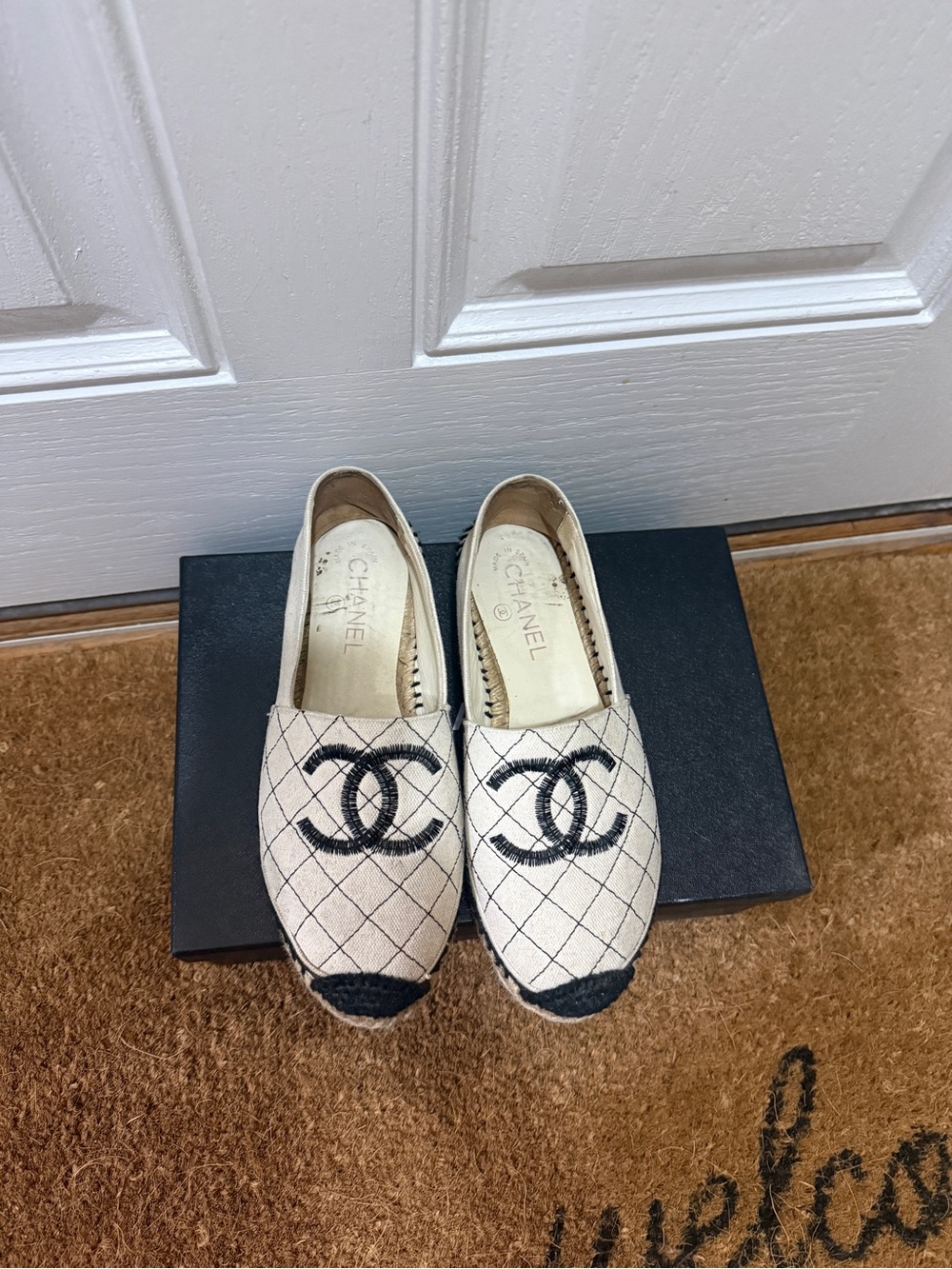 CHANEL Cream Espadrilles with Black CC Logo
